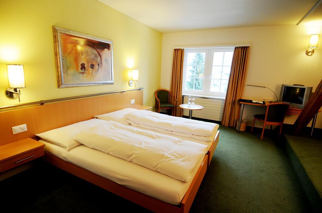 Landgasthof Kreuz - Der Zwischenstopp Mit Herz Auf Dem Weg In Den Suede Kappel bei Olten Extérieur photo